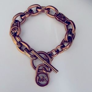 Beautiful Michael Kors Bracelet Rose Gold